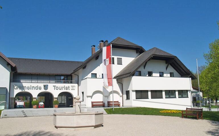 Dorfplatz | Gemeindeamt Anif